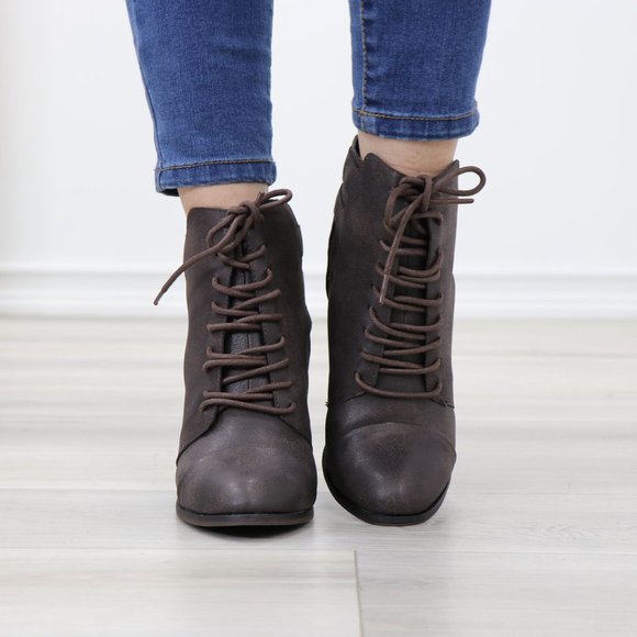 Lace-Up Brown Block Cone High Heeled Ankle Boots Pointed Toe - Picture 8 of 10